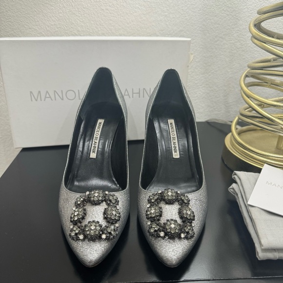Manolo Blahnik Hangisi 70 Embellished Lamé Crystal Buckle Silver 38.5 - Picture 2 of 9